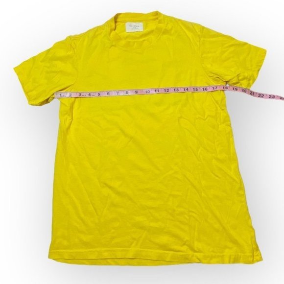 T-bar x Cotton On Graphic Tee- size small - Picture 2 of 6